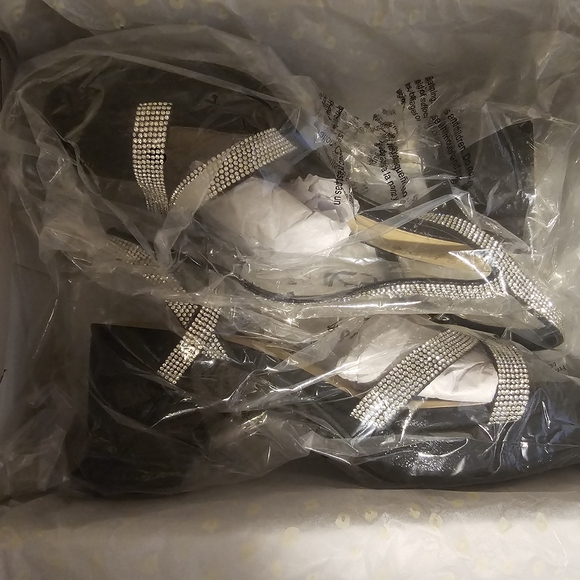 Copper Key Black Rhinestone Sandals - Picture 3 of 6